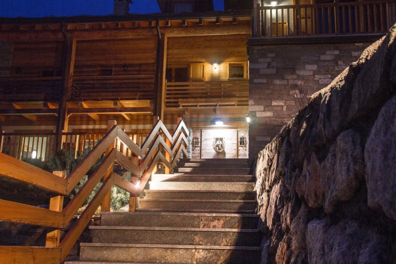 Ellex Eco Hotel Грессоне-Ла-Триніте Екстер'єр фото