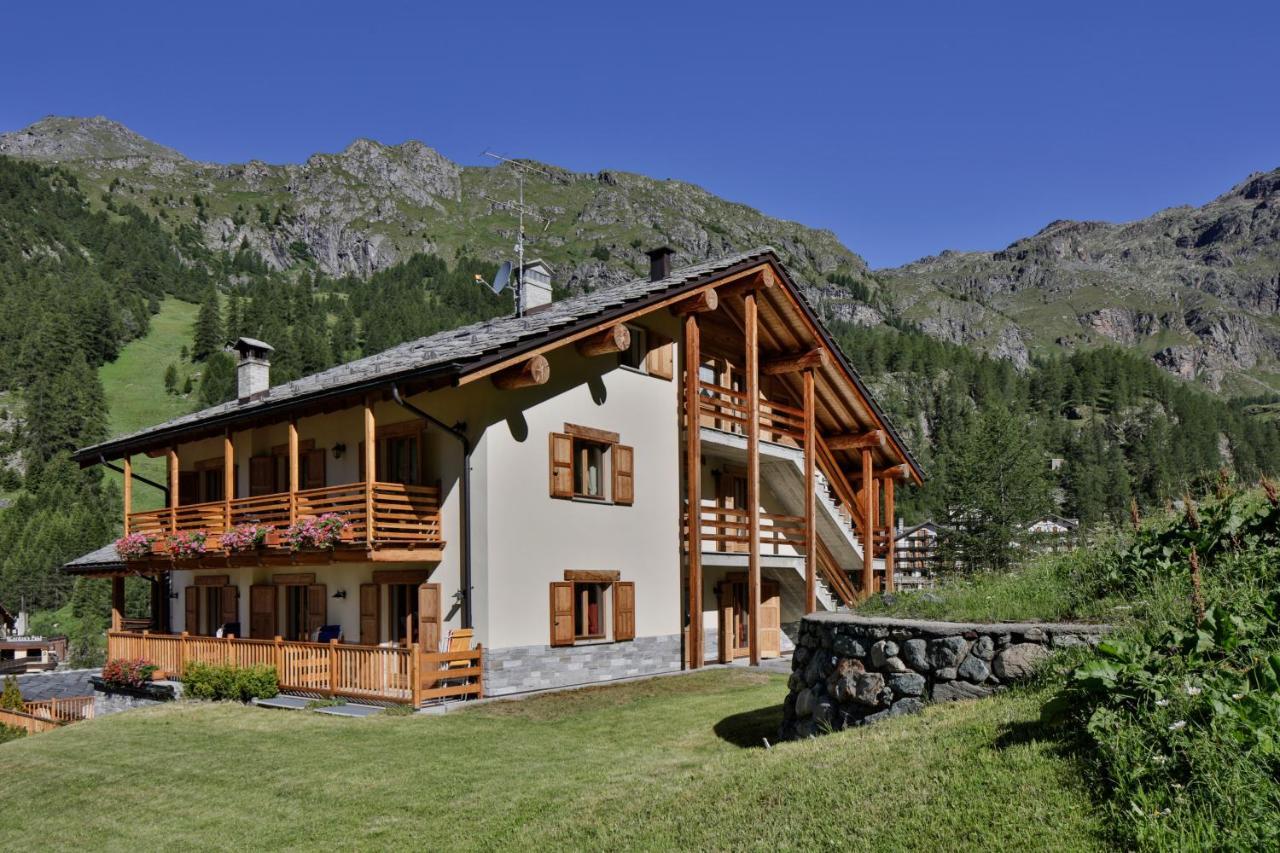 Ellex Eco Hotel Грессоне-Ла-Триніте Екстер'єр фото