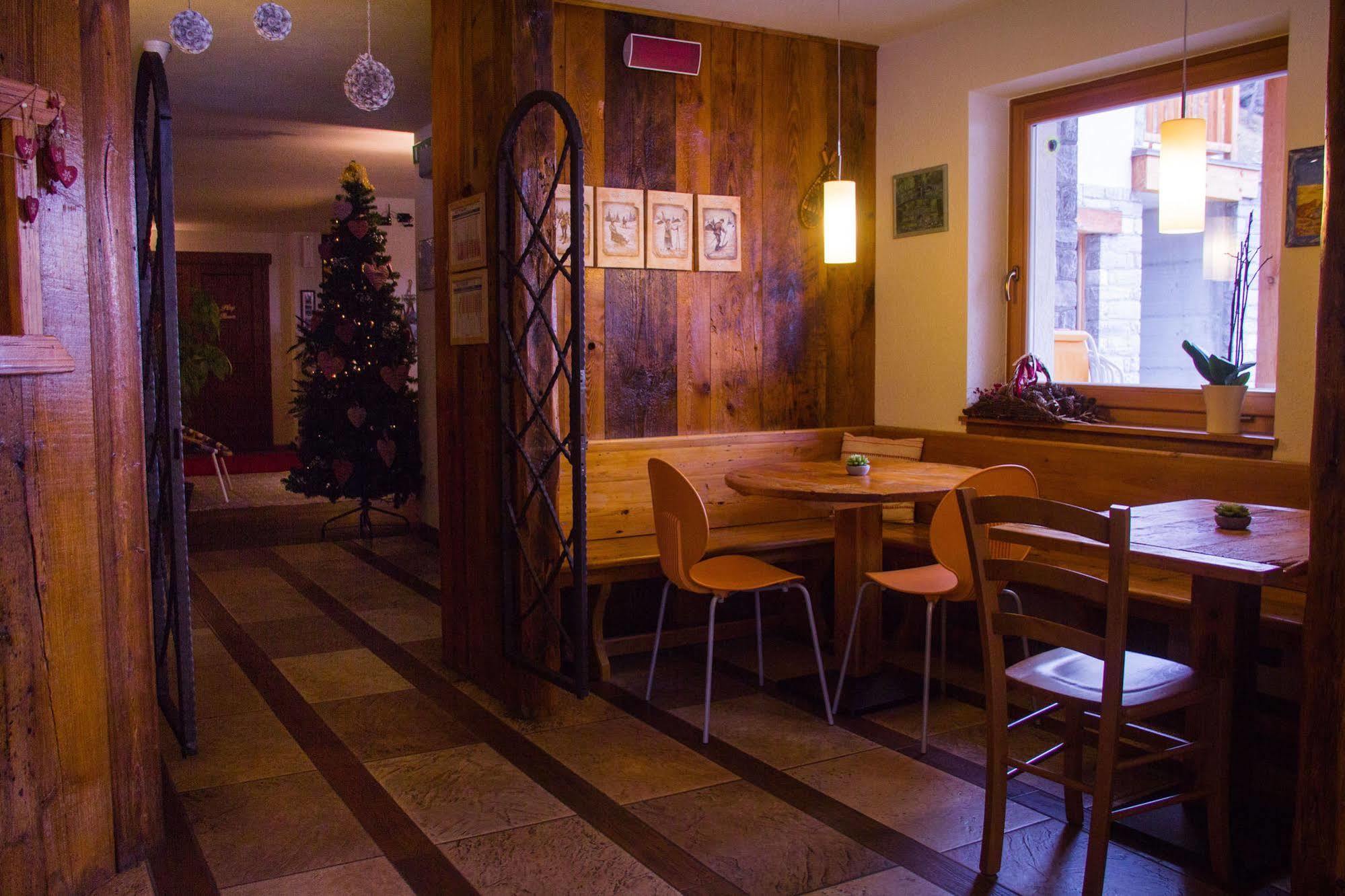 Ellex Eco Hotel Грессоне-Ла-Триніте Екстер'єр фото