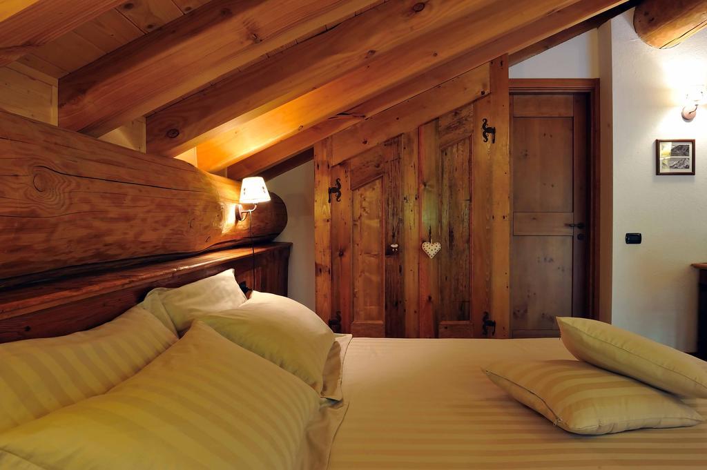 Ellex Eco Hotel Грессоне-Ла-Триніте Номер фото